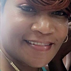 Meet your Posher, Tonya